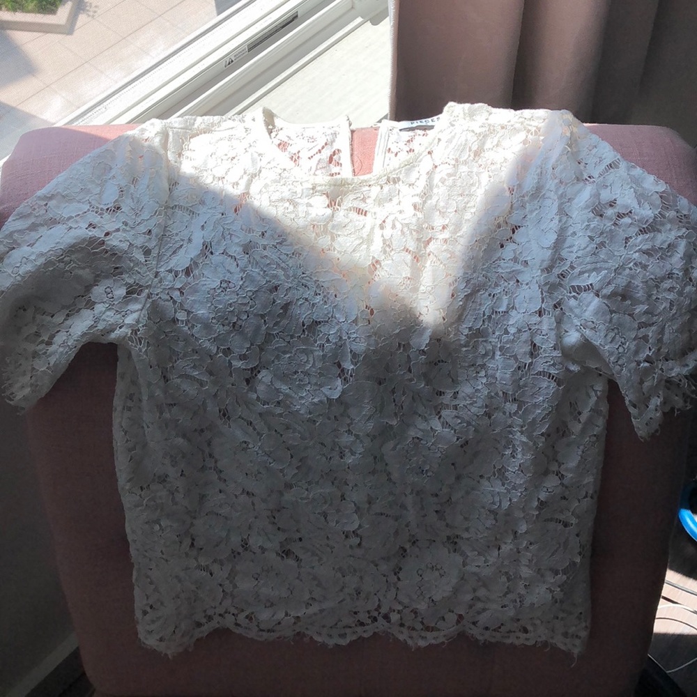 Pieces lace shirt